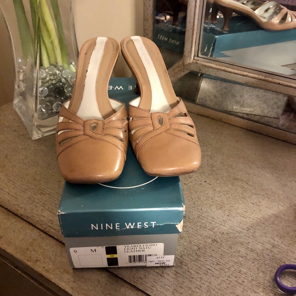 Nine West Leather Pumps